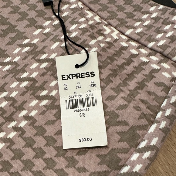 Express mid rise houndstooth plaid skinny pant - Picture 4 of 7